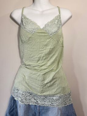 TC Y2K Light Green Lace Trim Early 2000s Camisole Tank Top